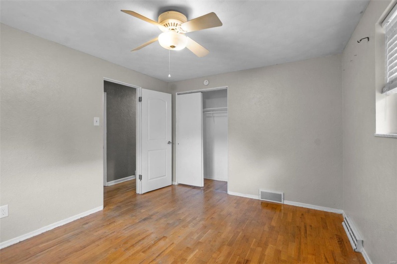 1521 Henderson Street, Cape Girardeau, Missouri 63701, 3 Bedrooms Bedrooms, 7 Rooms Rooms,2 BathroomsBathrooms,Residential,For Sale,Henderson,MAR25019865