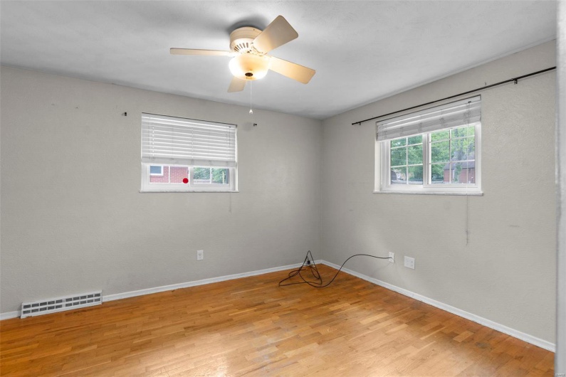 1521 Henderson Street, Cape Girardeau, Missouri 63701, 3 Bedrooms Bedrooms, 7 Rooms Rooms,2 BathroomsBathrooms,Residential,For Sale,Henderson,MAR25019865
