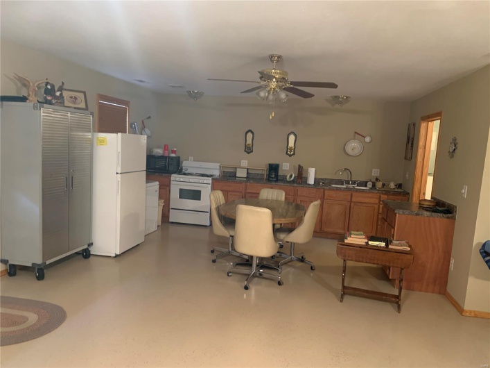 1099 Beverly Dr, Wappapello, Missouri 63966, 2 Rooms Rooms,1 BathroomBathrooms,Residential,For Sale,Beverly Dr,MAR24060931