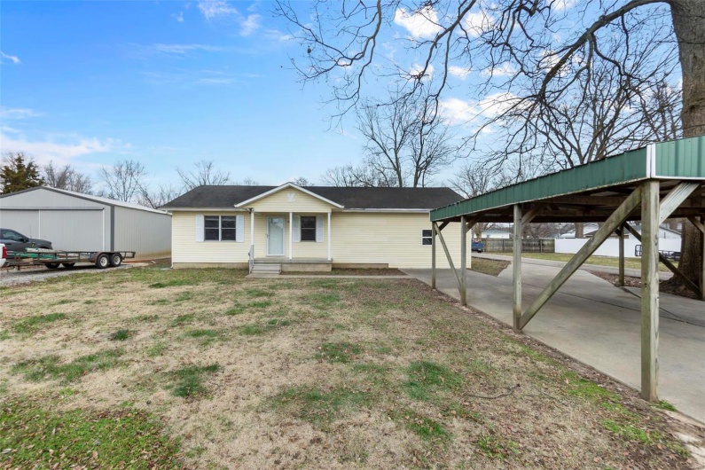 402 Mountain Street, Oran, Missouri 63771, 4 Bedrooms Bedrooms, 8 Rooms Rooms,2 BathroomsBathrooms,Residential,For Sale,Mountain,MAR25001291