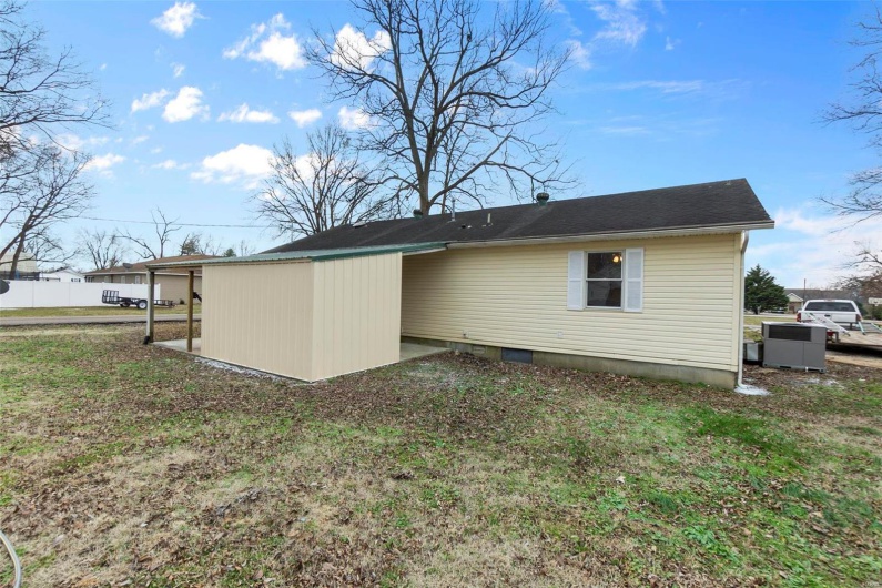 402 Mountain Street, Oran, Missouri 63771, 4 Bedrooms Bedrooms, 8 Rooms Rooms,2 BathroomsBathrooms,Residential,For Sale,Mountain,MAR25001291