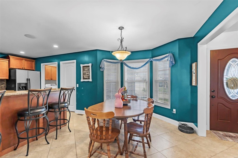 1671 Columbia Drive, Jackson, Missouri 63755, 4 Bedrooms Bedrooms, 6 Rooms Rooms,2 BathroomsBathrooms,Residential,For Sale,Columbia,MAR25016318