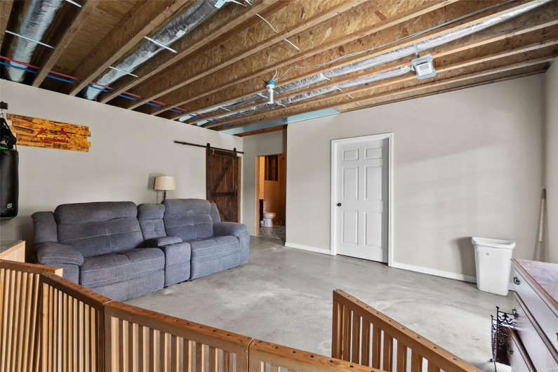 1671 Columbia Drive, Jackson, Missouri 63755, 4 Bedrooms Bedrooms, 6 Rooms Rooms,2 BathroomsBathrooms,Residential,For Sale,Columbia,MAR25016318