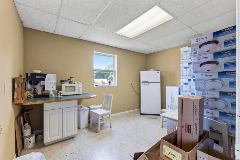 308 Crown, Marble Hill, Missouri 63764, ,Commercial Sale,For Sale,Crown,MAR24042486