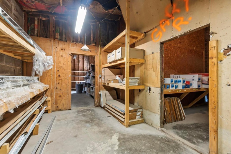 308 Crown, Marble Hill, Missouri 63764, ,Commercial Sale,For Sale,Crown,MAR24042486