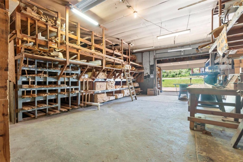 308 Crown, Marble Hill, Missouri 63764, ,Commercial Sale,For Sale,Crown,MAR24042486