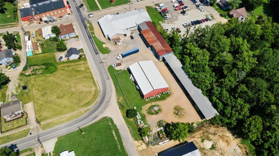 308 Crown, Marble Hill, Missouri 63764, ,Commercial Sale,For Sale,Crown,MAR24042486