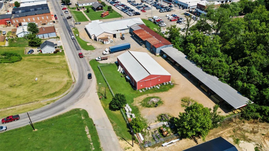 308 Crown, Marble Hill, Missouri 63764, ,Commercial Sale,For Sale,Crown,MAR24042486