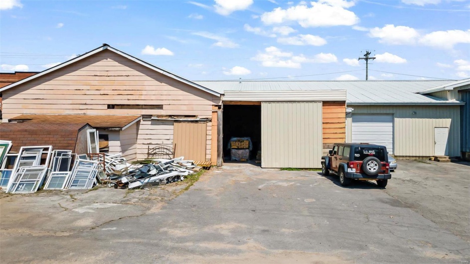 308 Crown, Marble Hill, Missouri 63764, ,Commercial Sale,For Sale,Crown,MAR24042486