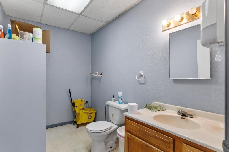 308 Crown, Marble Hill, Missouri 63764, ,Commercial Sale,For Sale,Crown,MAR24042486