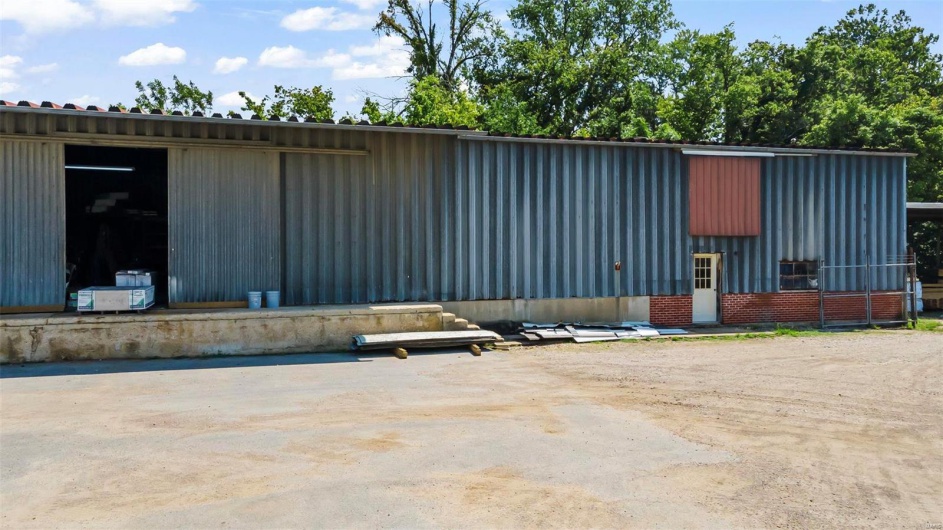 308 Crown, Marble Hill, Missouri 63764, ,Commercial Sale,For Sale,Crown,MAR24042486