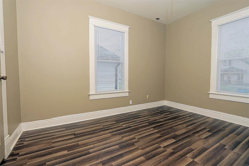 122 Parker Avenue, Chaffee, Missouri 63740, 2 Bedrooms Bedrooms, 5 Rooms Rooms,1 BathroomBathrooms,Residential,For Sale,Parker,MAR24073496