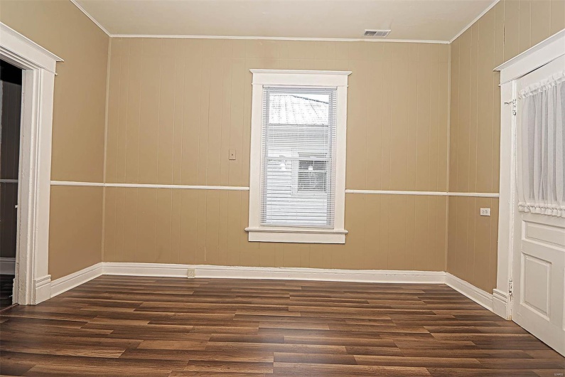 122 Parker Avenue, Chaffee, Missouri 63740, 2 Bedrooms Bedrooms, 5 Rooms Rooms,1 BathroomBathrooms,Residential,For Sale,Parker,MAR24073496