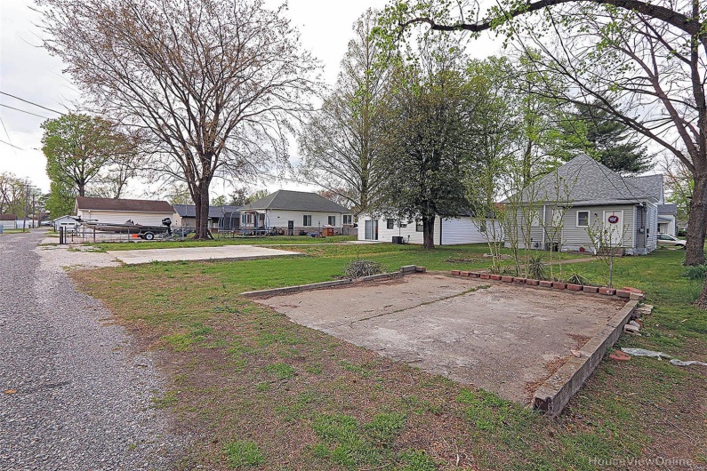 122 Parker Avenue, Chaffee, Missouri 63740, 2 Bedrooms Bedrooms, 5 Rooms Rooms,1 BathroomBathrooms,Residential,For Sale,Parker,MAR24073496