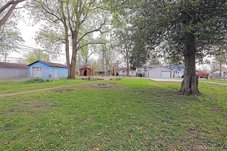 122 Parker Avenue, Chaffee, Missouri 63740, 2 Bedrooms Bedrooms, 5 Rooms Rooms,1 BathroomBathrooms,Residential,For Sale,Parker,MAR24073496