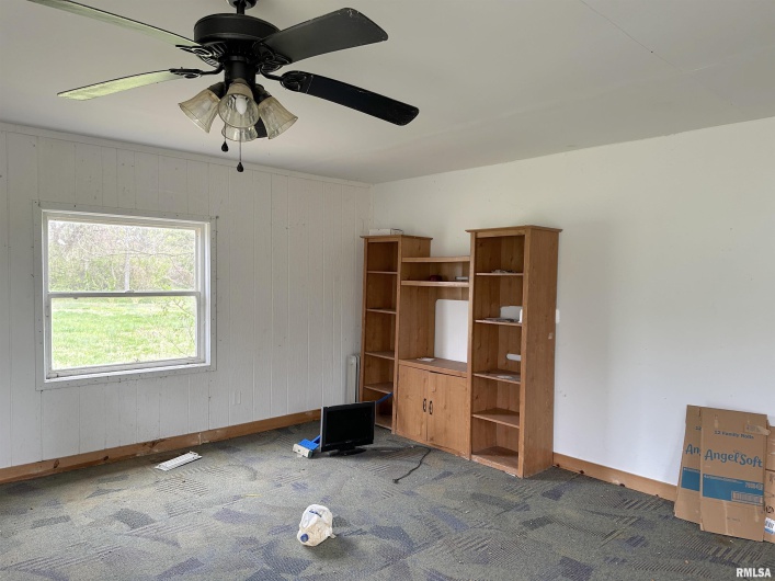 10558 Torrance Road, Carbondale, Illinois 62901, 2 Bedrooms Bedrooms, 0 ,2 BathroomsBathrooms,Residential,For Sale,Torrance,0,RMAEB457359