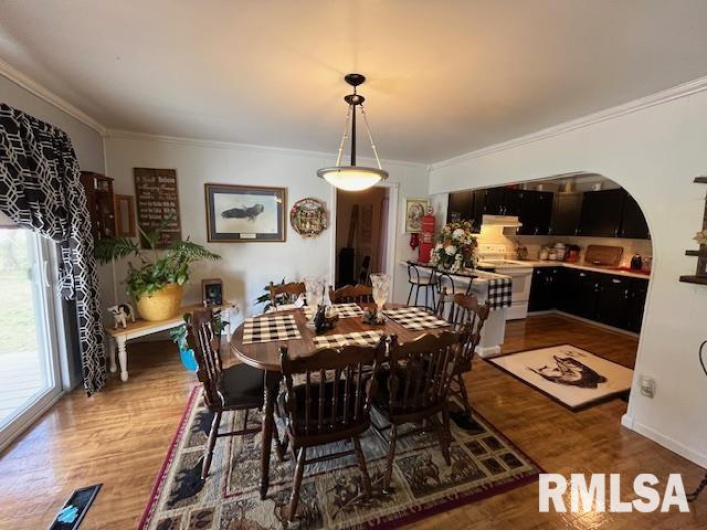 188 HONEYSUCKLE Drive, Elizabethtown, Illinois 62931, 3 Bedrooms Bedrooms, 0 ,1 BathroomBathrooms,Residential,For Sale,HONEYSUCKLE,0,RMAEB457365