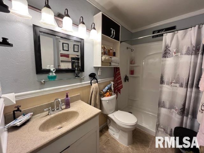 188 HONEYSUCKLE Drive, Elizabethtown, Illinois 62931, 3 Bedrooms Bedrooms, 0 ,1 BathroomBathrooms,Residential,For Sale,HONEYSUCKLE,0,RMAEB457365
