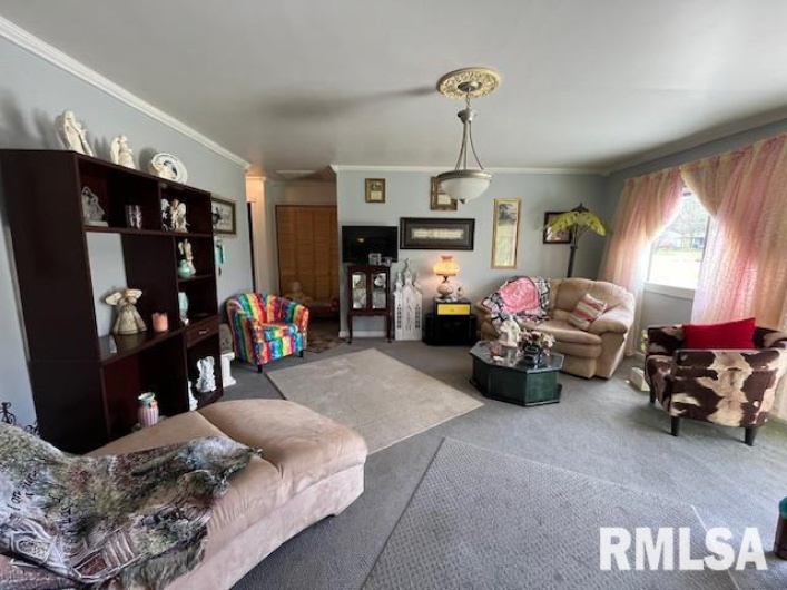 188 HONEYSUCKLE Drive, Elizabethtown, Illinois 62931, 3 Bedrooms Bedrooms, 0 ,1 BathroomBathrooms,Residential,For Sale,HONEYSUCKLE,0,RMAEB457365