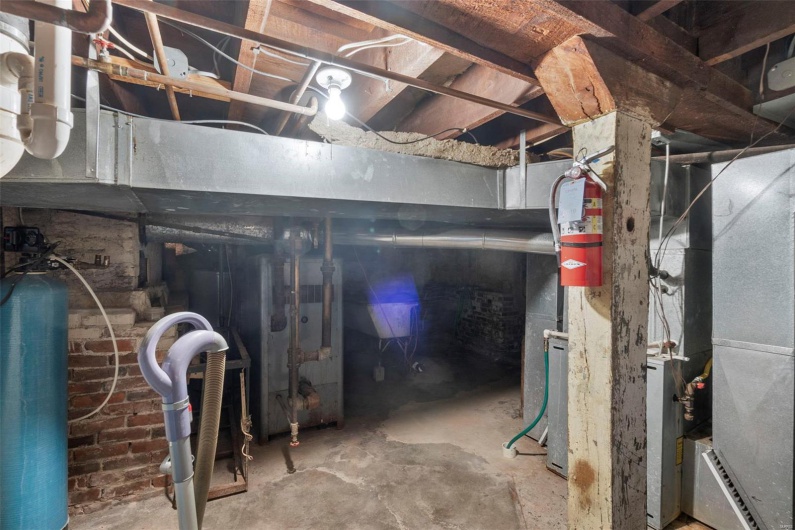 312 Bellevue Street, Cape Girardeau, Missouri 63701, ,Commercial Sale,For Sale,Bellevue,MAR25019735