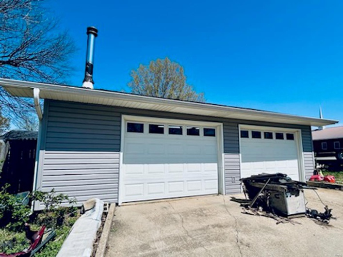 809 Boucher Street, Dexter, Missouri 63841, 4 Bedrooms Bedrooms, 12 Rooms Rooms,1 BathroomBathrooms,Residential,For Sale,Boucher,MAR25020409