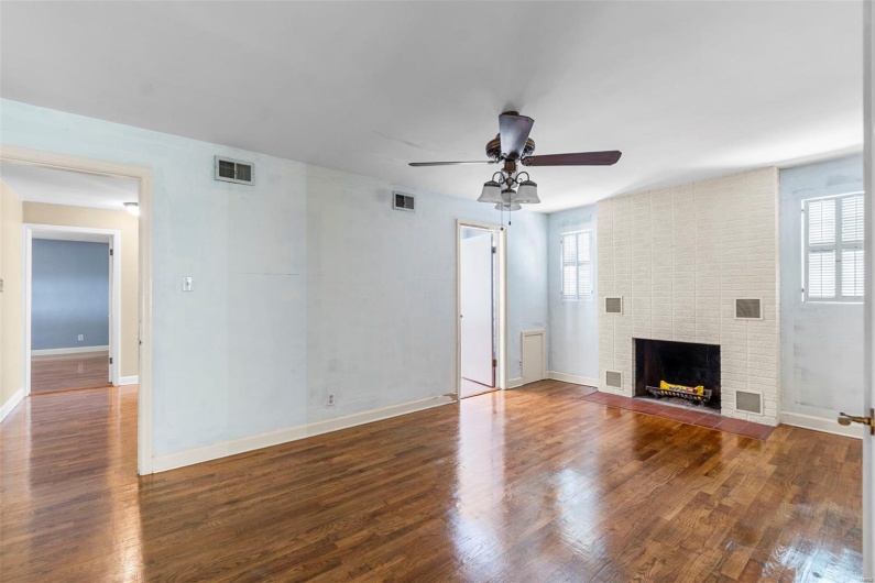 605 Washington Street, Kennett, Missouri 63857, 3 Bedrooms Bedrooms, 10 Rooms Rooms,2 BathroomsBathrooms,Residential,For Sale,Washington,MAR25020455