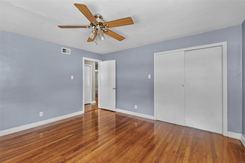 605 Washington Street, Kennett, Missouri 63857, 3 Bedrooms Bedrooms, 10 Rooms Rooms,2 BathroomsBathrooms,Residential,For Sale,Washington,MAR25020455