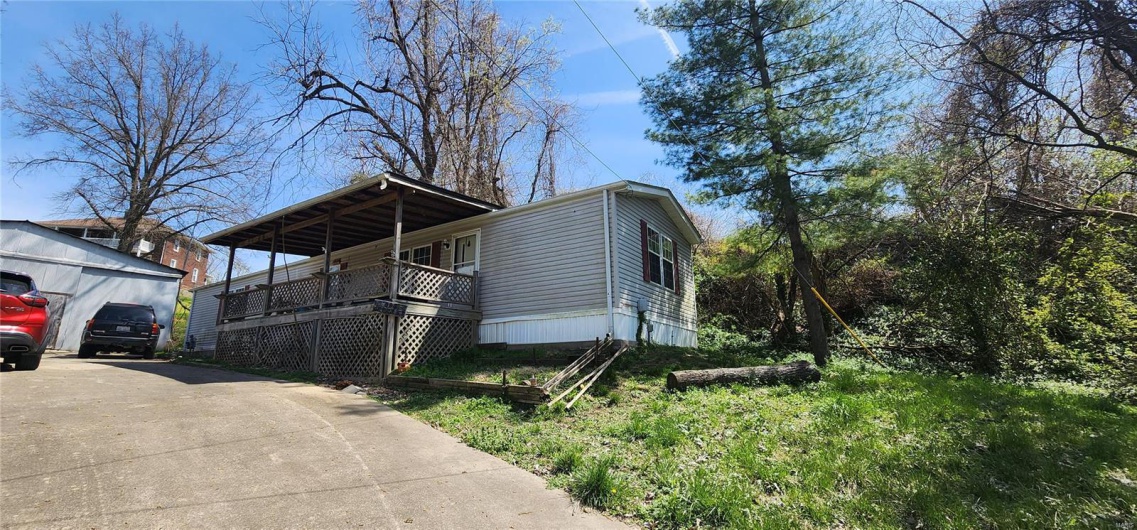 806 Cedar Street, Chester, Illinois 62233, 2 Bedrooms Bedrooms, 4 Rooms Rooms,2 BathroomsBathrooms,Residential,For Sale,Cedar,MAR25020521