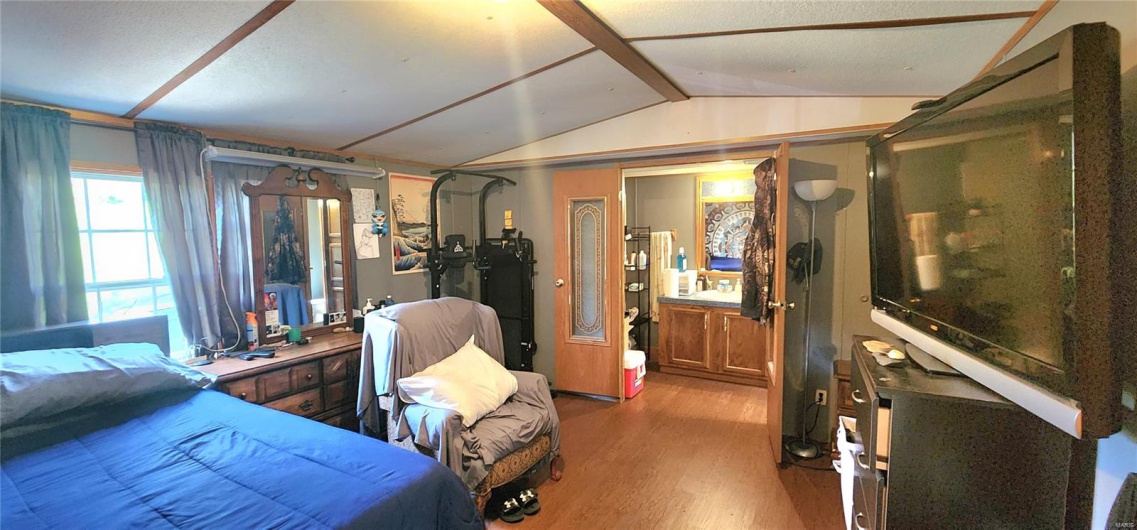 806 Cedar Street, Chester, Illinois 62233, 2 Bedrooms Bedrooms, 4 Rooms Rooms,2 BathroomsBathrooms,Residential,For Sale,Cedar,MAR25020521