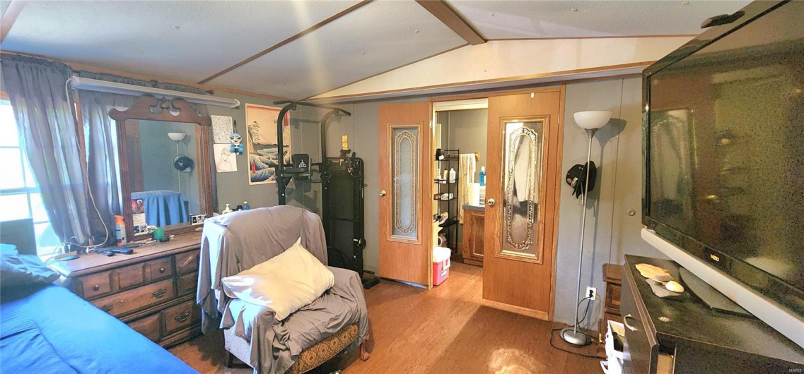 806 Cedar Street, Chester, Illinois 62233, 2 Bedrooms Bedrooms, 4 Rooms Rooms,2 BathroomsBathrooms,Residential,For Sale,Cedar,MAR25020521