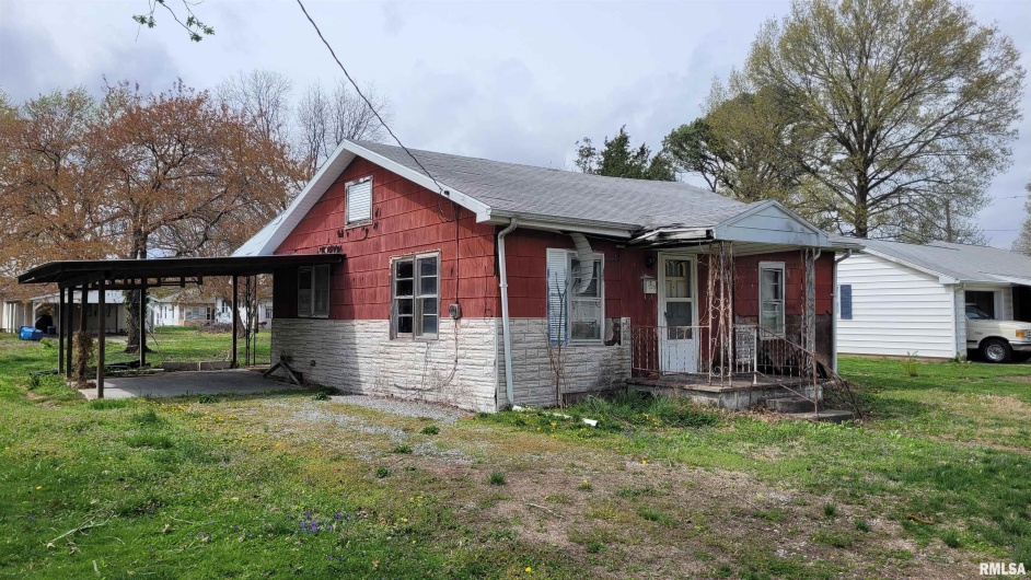 923 9TH Street, Murphysboro, Illinois 62966, 2 Bedrooms Bedrooms, 0 ,1 BathroomBathrooms,Residential,For Sale,9TH,0,RMAEB457375
