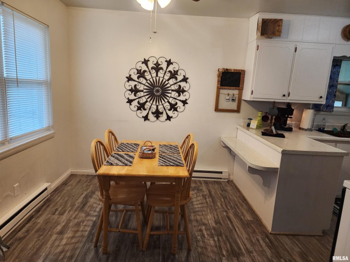 148 PEARL Street, Elizabethtown, Illinois 62931, 3 Bedrooms Bedrooms, 0 ,2 BathroomsBathrooms,Residential,For Sale,PEARL,0,RMAQC4261892