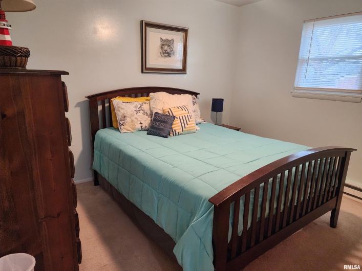 148 PEARL Street, Elizabethtown, Illinois 62931, 3 Bedrooms Bedrooms, 0 ,2 BathroomsBathrooms,Residential,For Sale,PEARL,0,RMAQC4261892