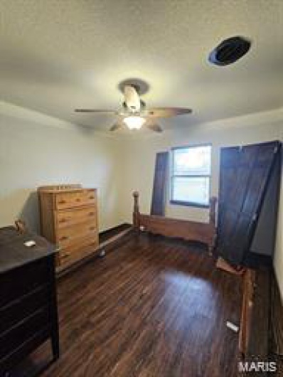 503 Barrett Drive, Malden, Missouri 63863, 4 Bedrooms Bedrooms, 7 Rooms Rooms,4 BathroomsBathrooms,Residential,For Sale,Barrett,MAR25020712