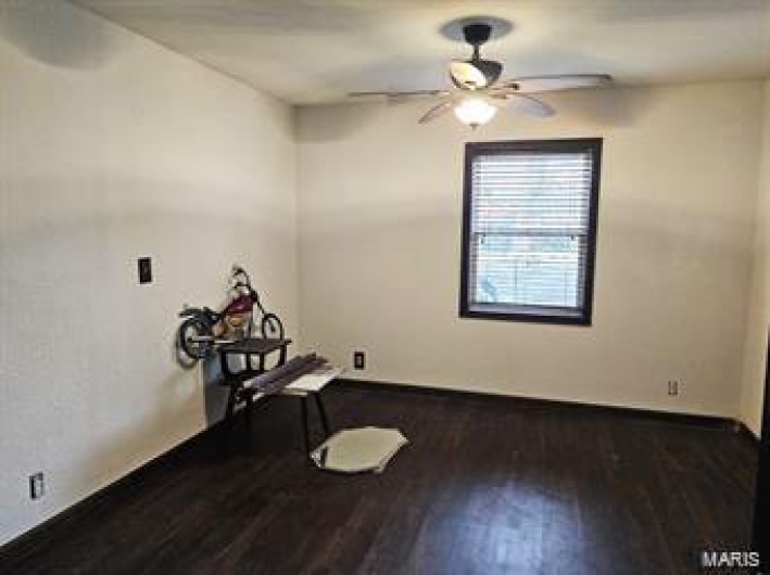 503 Barrett Drive, Malden, Missouri 63863, 4 Bedrooms Bedrooms, 7 Rooms Rooms,4 BathroomsBathrooms,Residential,For Sale,Barrett,MAR25020712