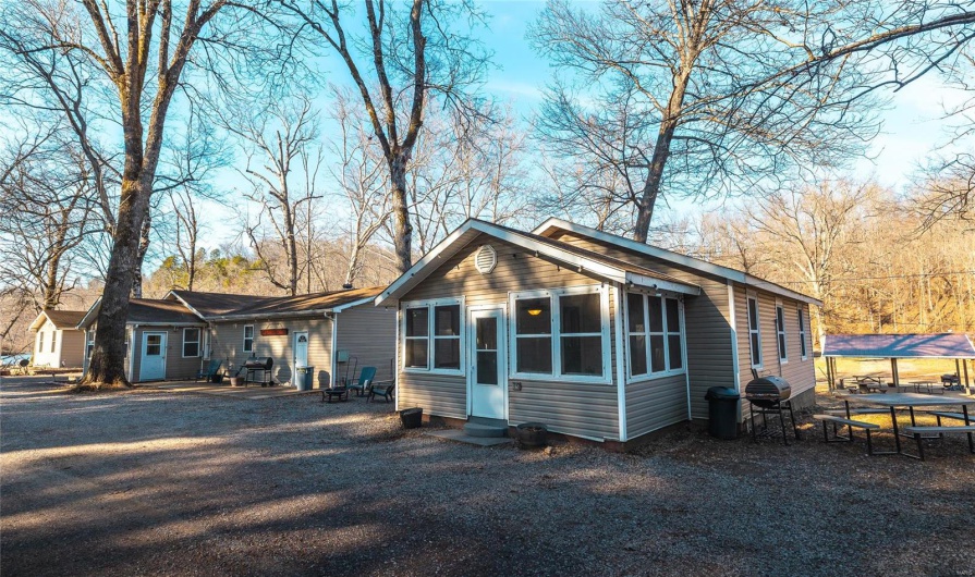 4247 Wayne Route HH, Piedmont, Missouri 63957, ,Commercial Sale,For Sale,Wayne Route HH,MAR25020727