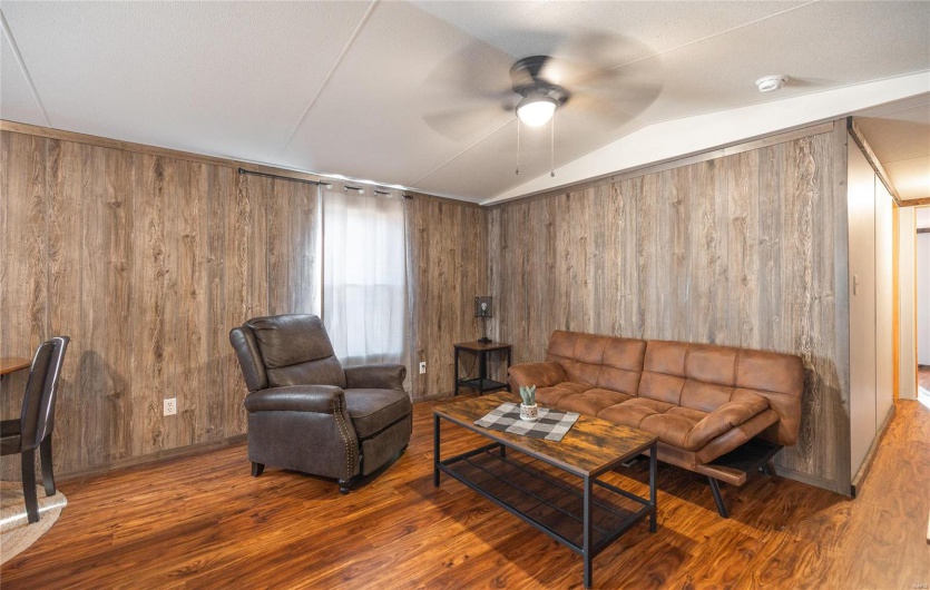 4247 Wayne Route HH, Piedmont, Missouri 63957, ,Commercial Sale,For Sale,Wayne Route HH,MAR25020727