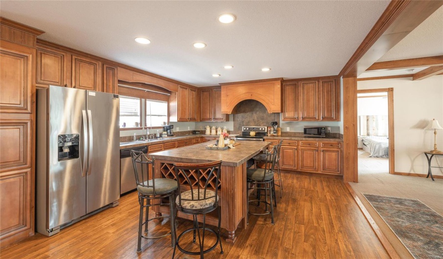4247 Wayne Route HH, Piedmont, Missouri 63957, ,Commercial Sale,For Sale,Wayne Route HH,MAR25020727