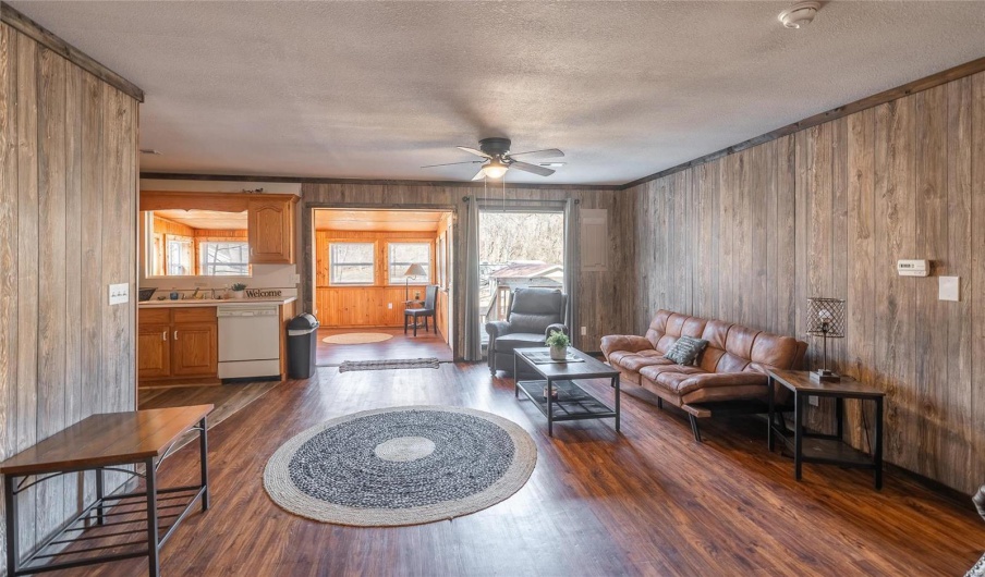4247 Wayne Route HH, Piedmont, Missouri 63957, ,Commercial Sale,For Sale,Wayne Route HH,MAR25020727