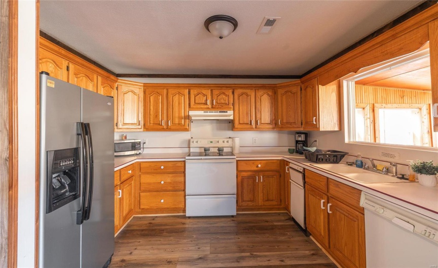 4247 Wayne Route HH, Piedmont, Missouri 63957, ,Commercial Sale,For Sale,Wayne Route HH,MAR25020727