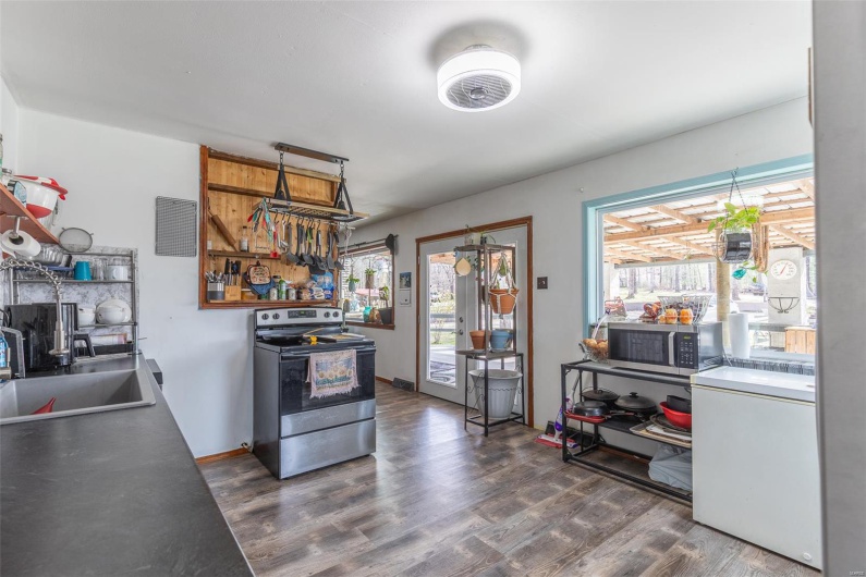 345 Johns Branch Road, Wappapello, Missouri 63966, 3 Bedrooms Bedrooms, 8 Rooms Rooms,2 BathroomsBathrooms,Residential,For Sale,Johns Branch,MAR25020663