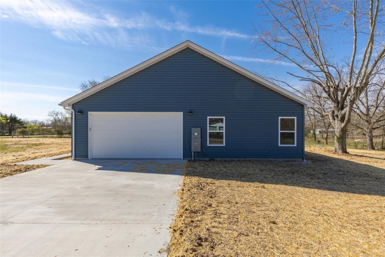 12 Ogborn Drive, Farmington, Missouri 63640, 3 Bedrooms Bedrooms, 9 Rooms Rooms,2 BathroomsBathrooms,Residential,For Sale,Ogborn,MAR25020007