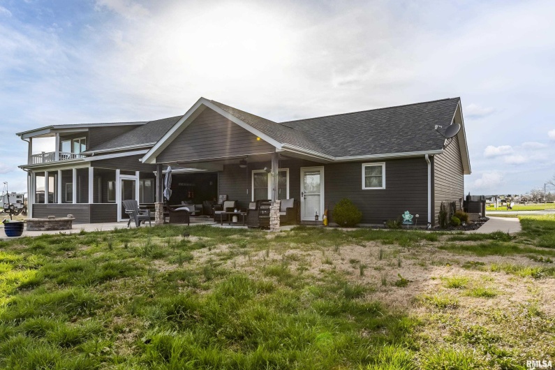 75 Bedrock Ridge, Elkville, Illinois 62932, 2 Bedrooms Bedrooms, 0 ,1 BathroomBathrooms,Residential,For Sale,Bedrock,0,RMAEB457386