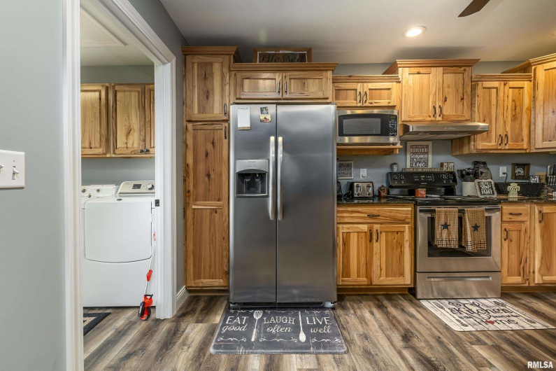 75 Bedrock Ridge, Elkville, Illinois 62932, 2 Bedrooms Bedrooms, 0 ,1 BathroomBathrooms,Residential,For Sale,Bedrock,0,RMAEB457386