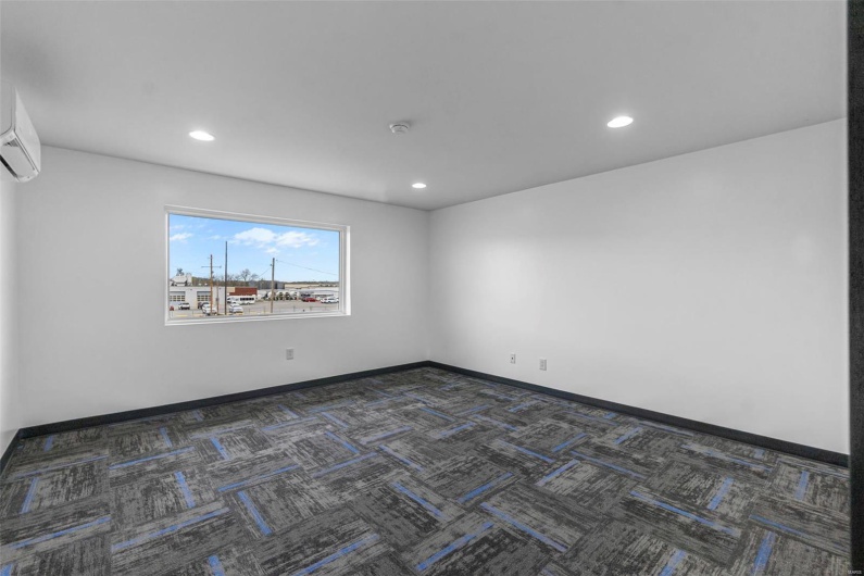 101 Kingshighway, Cape Girardeau, Missouri 63701, ,Commercial Lease,For Sale,Kingshighway,MAR25020962