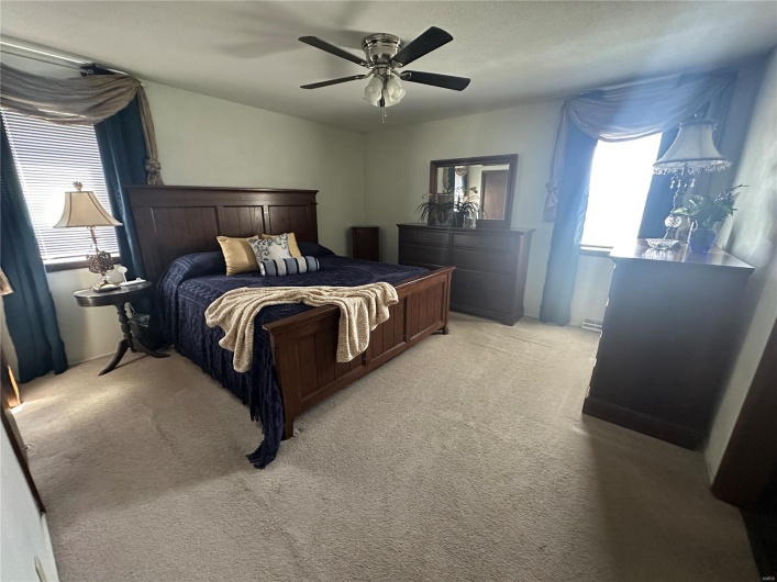 3013 Bernice Street, Cape Girardeau, Missouri 63701, 5 Bedrooms Bedrooms, 7 Rooms Rooms,3 BathroomsBathrooms,Residential,For Sale,Bernice,MAR25021116