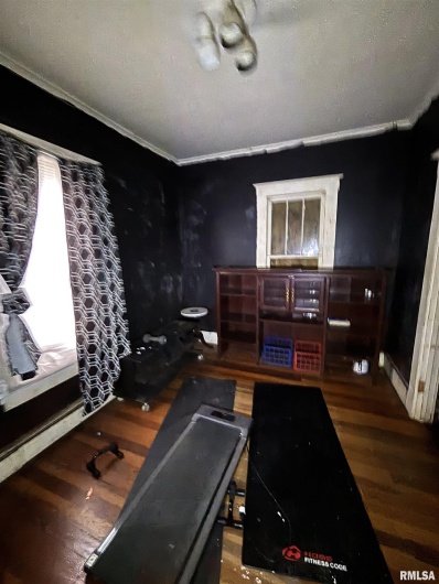 106 1ST Street, Elkville, Illinois 62932, 3 Bedrooms Bedrooms, 0 ,1 BathroomBathrooms,Residential,For Sale,1ST,0,RMAQC4261966
