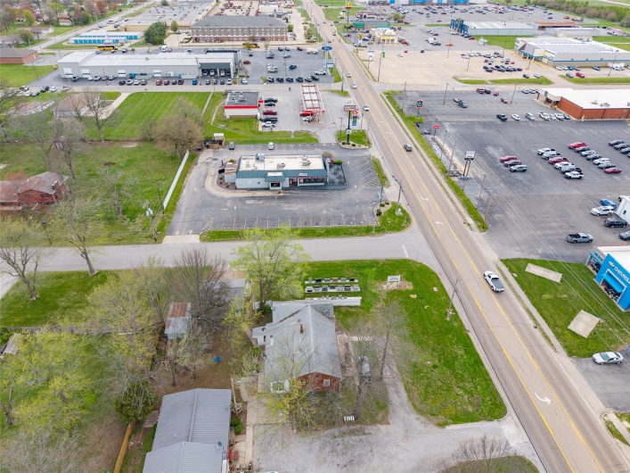 1125 Market Street, Sparta, Illinois 62286, ,Commercial Sale,For Sale,Market,MAR25014532