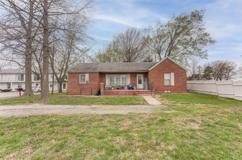1125 Market Street, Sparta, Illinois 62286, ,Commercial Sale,For Sale,Market,MAR25014532