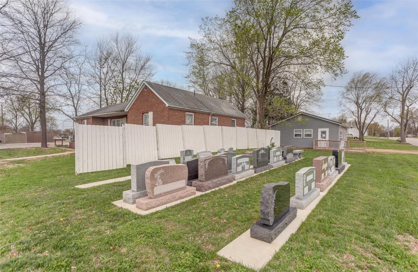 1125 Market Street, Sparta, Illinois 62286, ,Commercial Sale,For Sale,Market,MAR25014532